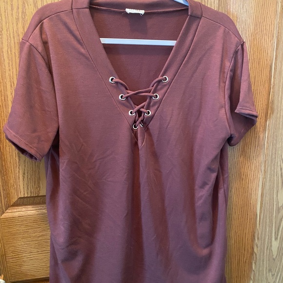 BiBi cute top with tie front - Picture 5 of 6